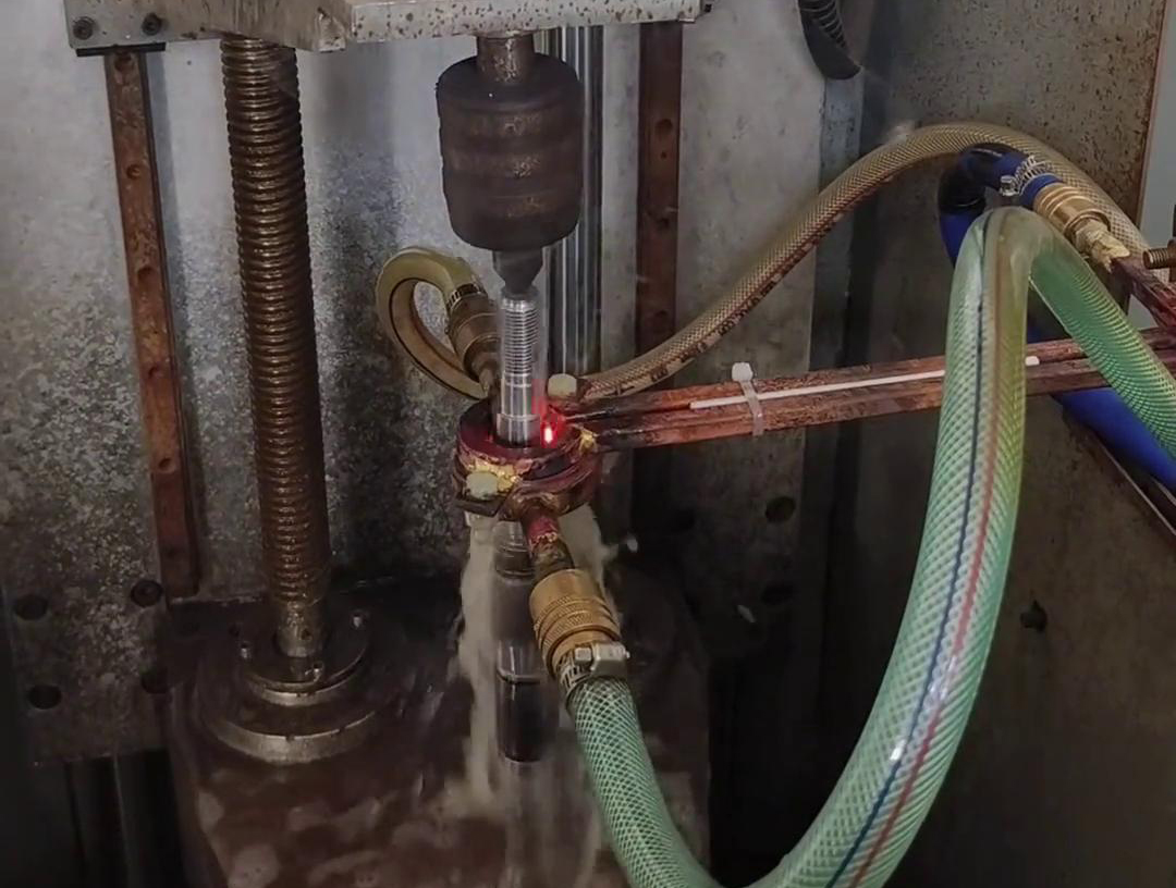 蓝鲸体育直播间
：热处理工艺的革新利器